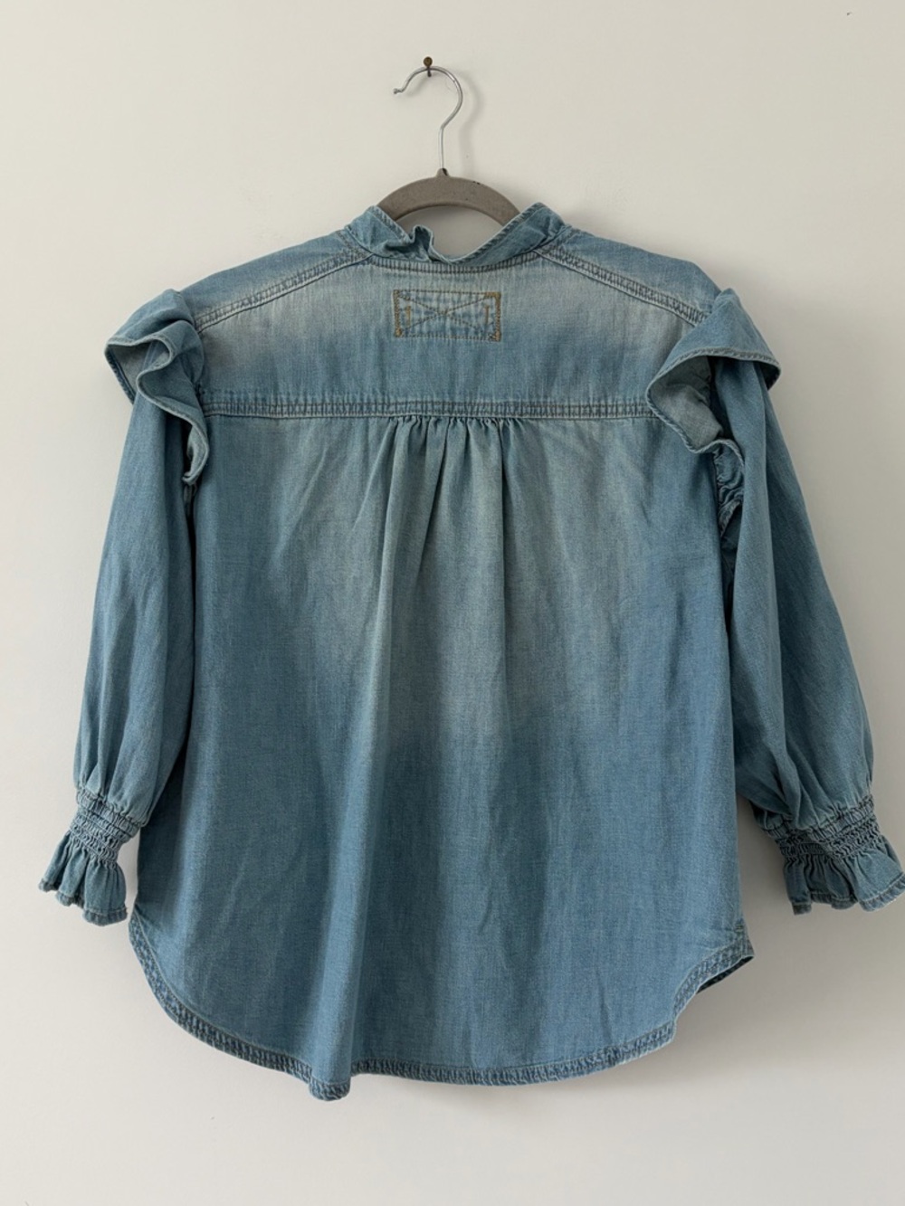 Free People Louise Denim Light Wash Button Down Ruffle Detail Blouse S - Picture 6 of 8